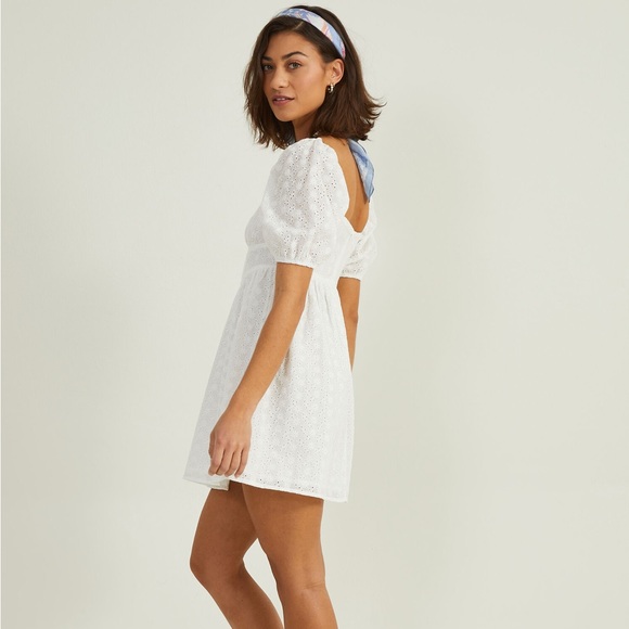 ✨3/$20 Parisian white eyelet mini dress - Picture 2 of 4